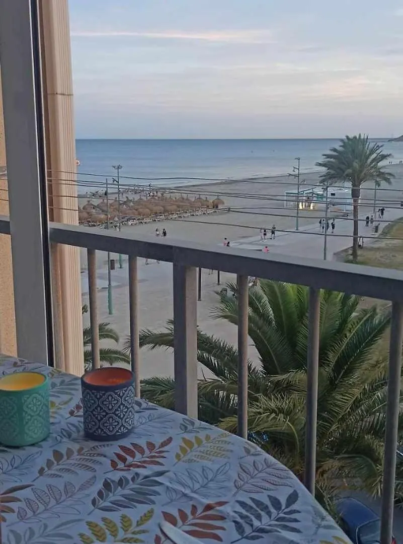 Apartment Studio En Bord De Mer La Pineda Spain